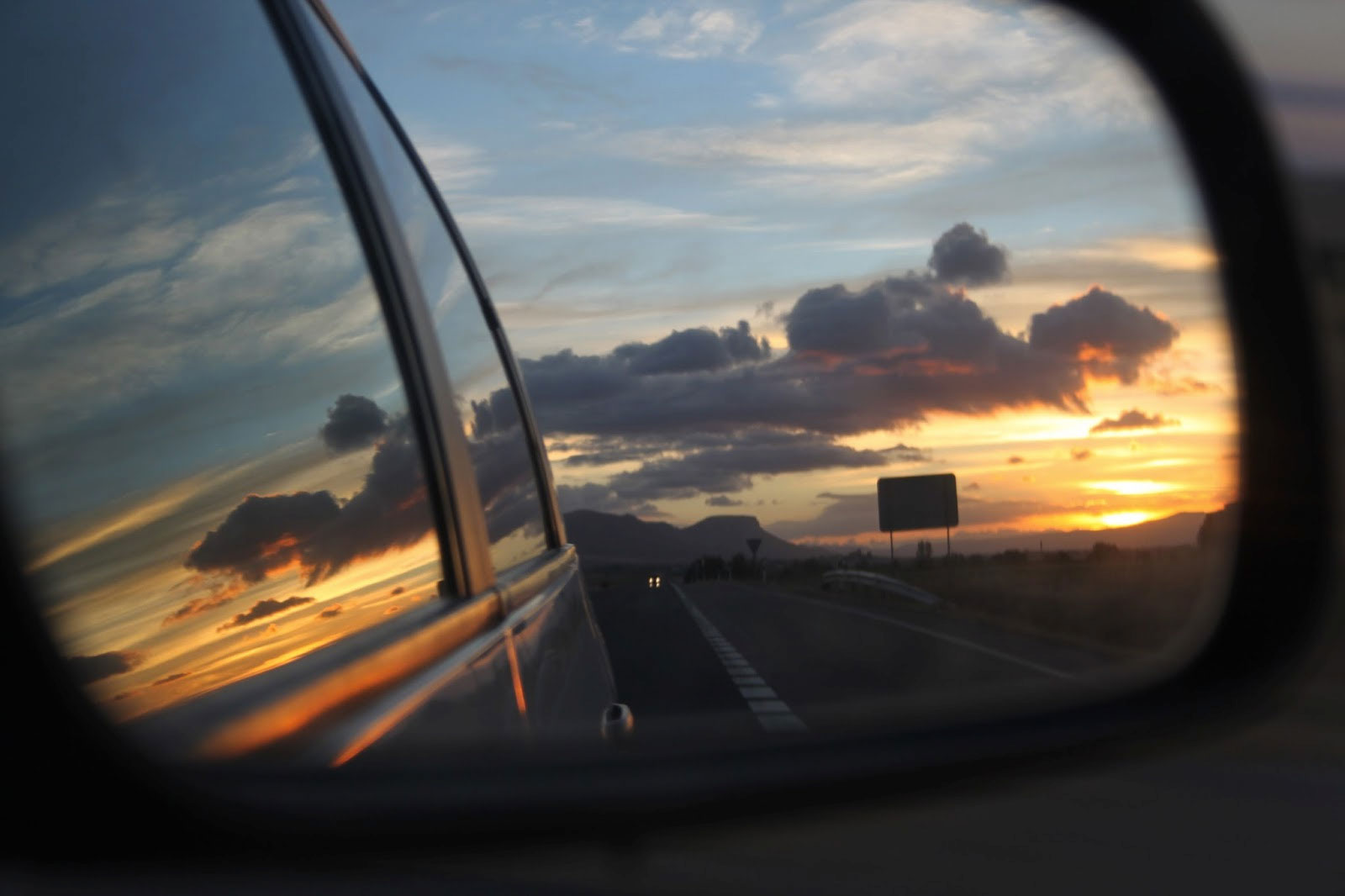 ¿Por qué es mejor alquilar un coche?