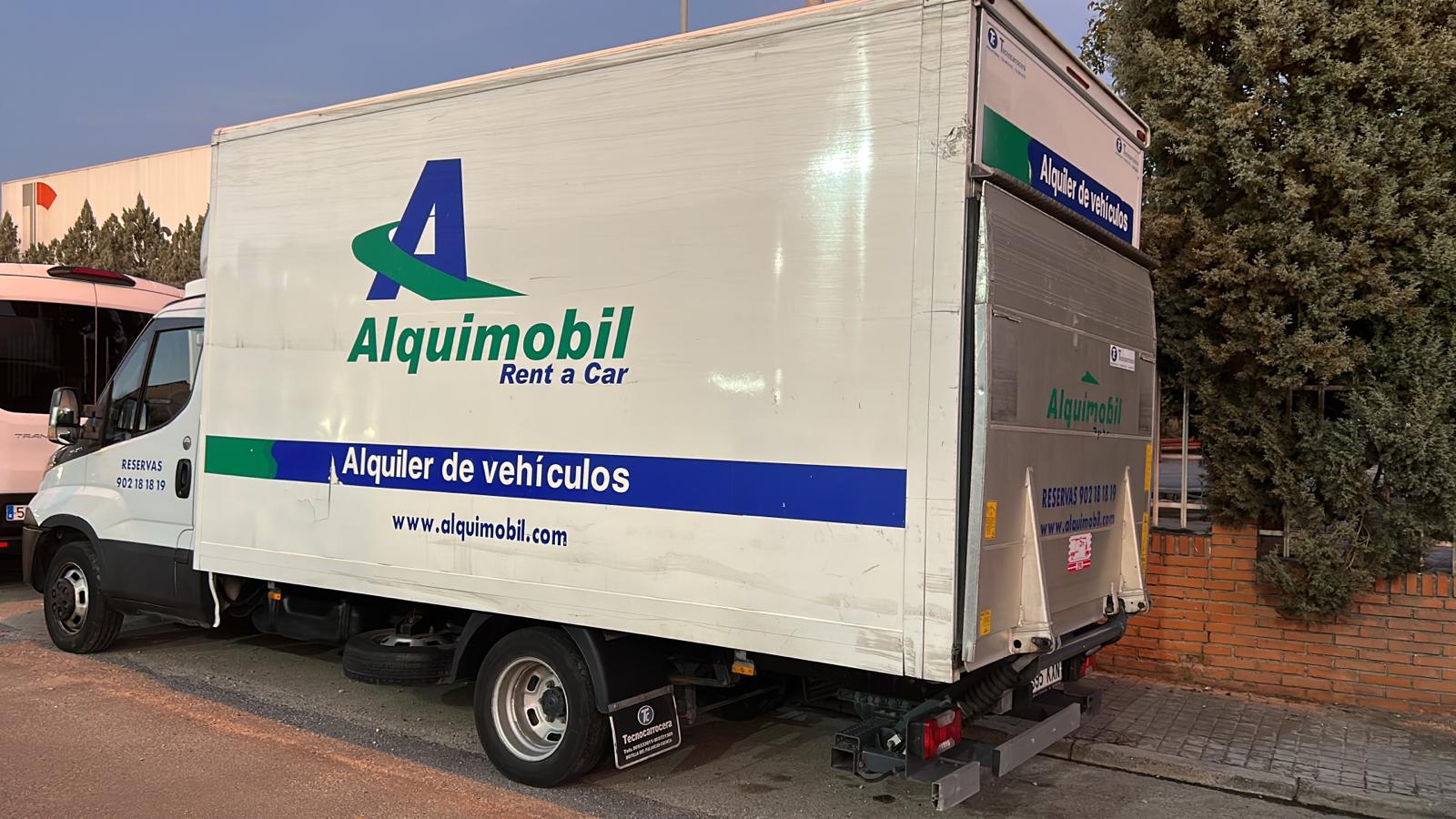 alquilar furgoneta con alquimobil